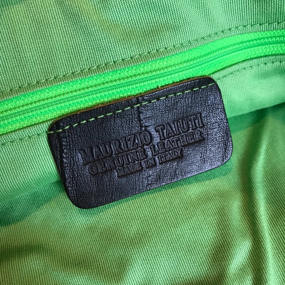 Maurizio Taiuti made in Italy 🇮🇹 genuine embossed leather with fabric lining - Picture 3 of 7